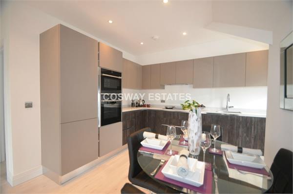 82 Marsh Lane, Mill Hill